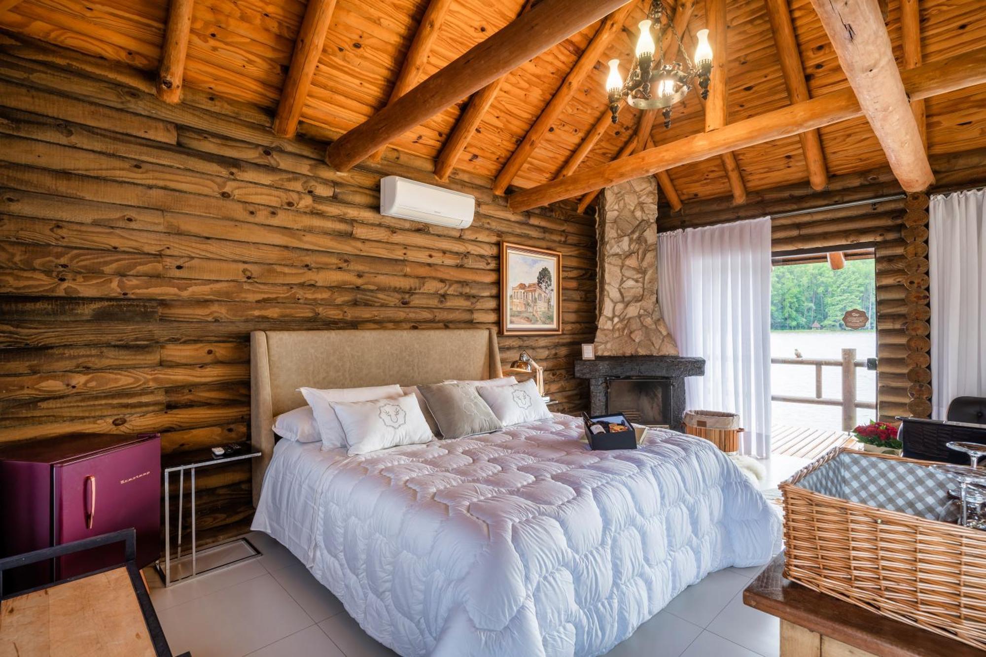 Vira Charme Resort Fernandes Pinheiro Екстер'єр фото